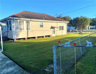 1132 Weyer St, Gretna, LA 70053 - photo 2