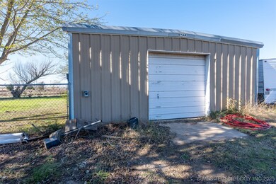 379022 Old Highway 62, Okemah, OK 74859 - photo 7