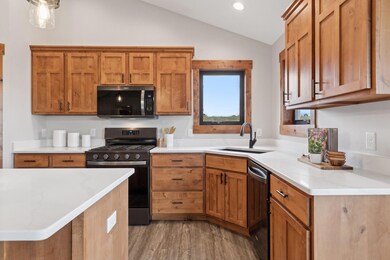 Photos are of a previously completed home with similar design and features. Actual selections, finishes, and materials may vary based on buyer choices and availability.