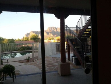 PATIO & SUPER
