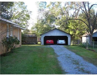 109 Armstrong St, Pineville, LA 71360 - photo 4