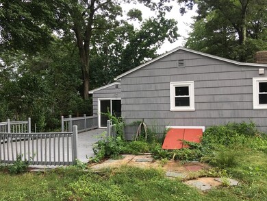 90 Indian Run Rd, Bellingham, MA 02019 - photo 3