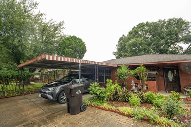 2218 Deerhurst Ln, Houston, TX 77088 - photo 6