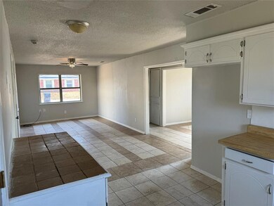 14005 Gateway Dr, Edmond, OK 73013 - photo 7