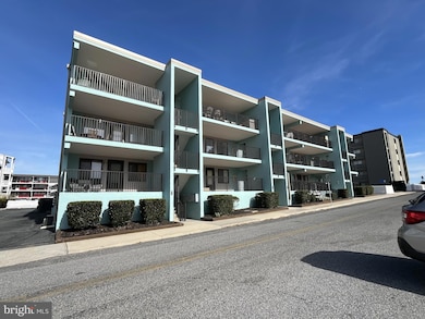 6 55th St unit 205, Ocean City, MD 21842 - photo 2