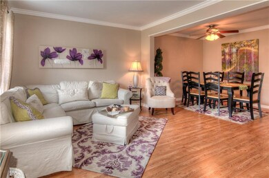 Living/dining area