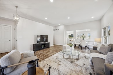 1987 Baldwin Way, Bolingbrook, IL 60490 - photo 3