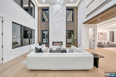 801 Godwin Rd, Paramus, NJ 07652 - photo 2