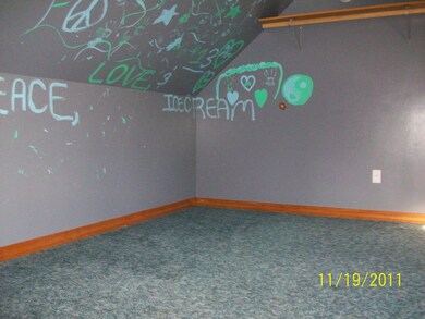 loft/bedroom