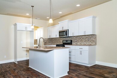 20535 SE Stanford Place, Bend, OR 97702 - photo 5