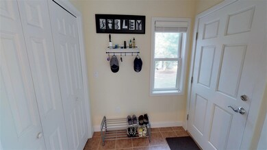 125 Catamount Rd unit 9B, Hartford, VT 05001 - photo 3