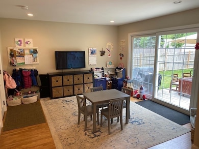 35 Curve St, Medfield, MA 02052 - photo 7