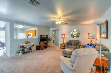 Livng Room (3)-SMALL