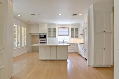 Gourtmet Kitchen