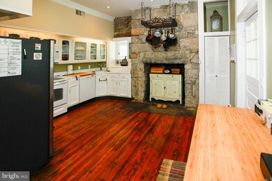 7608 Murray Hill Rd, Columbia, MD 21046 - photo 3