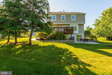 13224 Ladybank Ln, Herndon, VA 20171 - photo 2