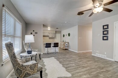 745 W Redbud Dr, Hurst, TX 76053 - photo 7