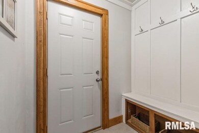 1461 W 7th St, Davenport, IA 52802 - photo 3