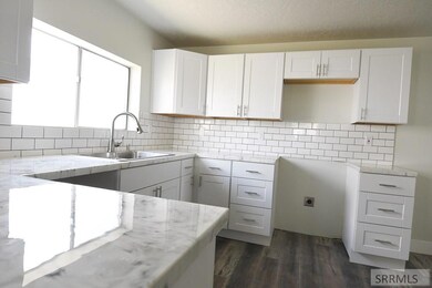 238 W Main St, Saint Anthony, ID 83445 - photo 7