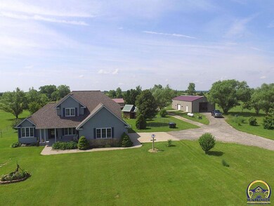 9241 SW 61st St, Topeka, KS 66610 - photo 3