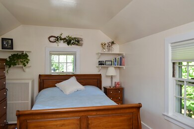 323 Riversville Rd, Greenwich, CT 06831 - photo 7