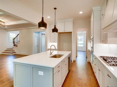 Chef's dream kitchen with Quartz