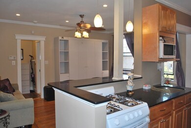 122 Riverway unit 11, Boston, MA 02215 - photo 4