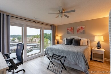 40 Robinwood Dr unit 3A, Lake Ozark, MO 65049 - photo 5