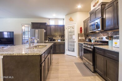 7416 Eagle Vista Dr, El Paso, TX 79911 - photo 4