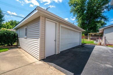 131 Minter Dr, Griffith, IN 46319 - photo 6