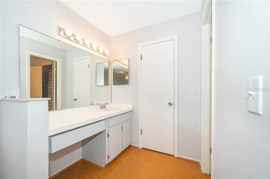 7913 Goldleaf St, Orlando, FL 32835 - photo 7