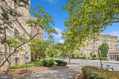 Woodley Condominium unit 504, Washington, DC 20009 - photo 2