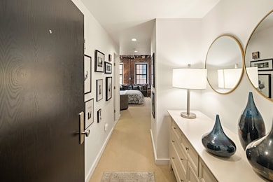 99-105 Broad St unit 4F, Boston, MA 02110 - photo 2