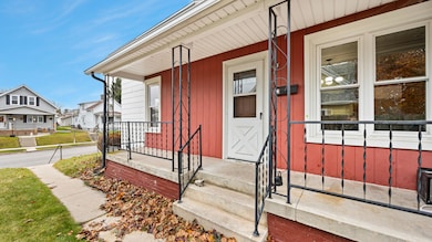 910 Swift Ave, Sheboygan, WI 53081 - photo 5