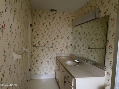 941 Sand Crest Dr, Port Orange, FL 32127 - photo 2