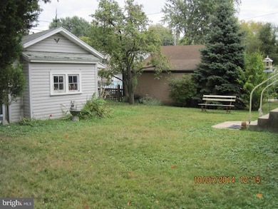 27 Ridley Ave, Aldan, PA 19018 - photo 7