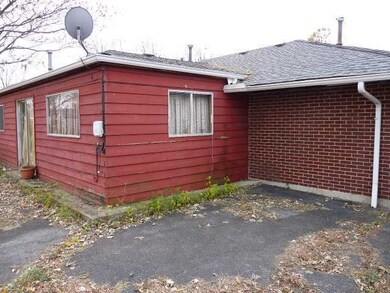 904 Miriam Dr W, Columbus, OH 43204 - photo 2