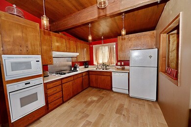 8040 SE 36th St, Mercer Island, WA 98040 - photo 5