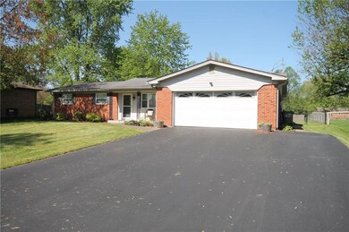 3380 Virginia St, Columbus, IN 47203 - photo 2