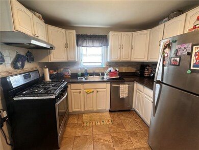 158 Westcott Ave, Cranston, RI 02910 - photo 5