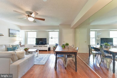 7721 Tremayne Place unit 307, McLean, VA 22102 - photo 2