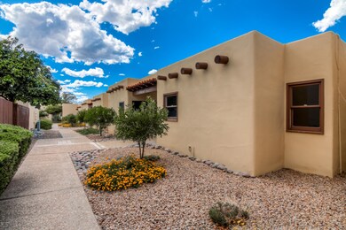 Tidy, HOA maintained grounds & exterior