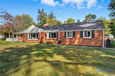 3520 Scarsborough Rd, Toledo, OH 43615 - photo 5