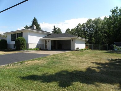 2 Front and yard