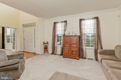 676 Shannon Dr N, Greencastle, PA 17225 - photo 4