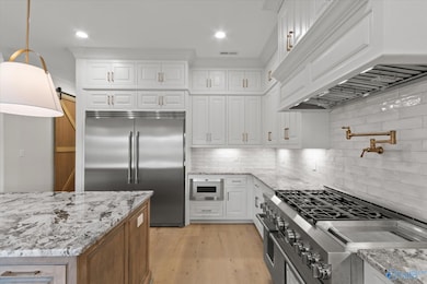 23362 Sawgrass Dr, Athens, AL 35613 - photo 2