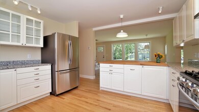 23 Cove Rd, Freeport, ME 04032 - photo 7