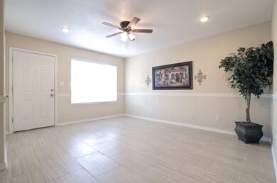 5- FRONT LIVING AREA