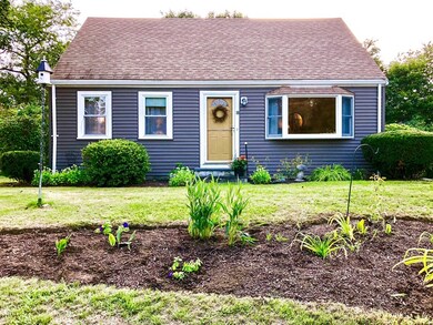 8 Huntington Ave, Plainville, MA 02762 - photo 2