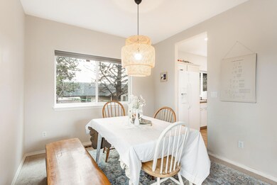 1958 SW 37th St, Redmond, OR 97756 - photo 7